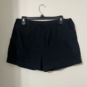 Unknown Brand | Causal Black Shorts